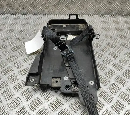 Battery box tray