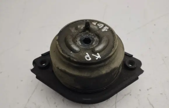 Mercedes-Benz ML W164 Engine mount bracket A2512403117