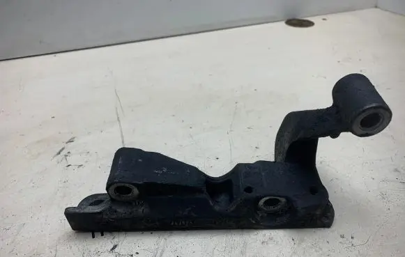 Opel Vectra C Engine mounting bracket 9191145 54604F