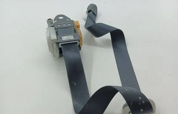 Mazda CX-7 Front seatbelt 0438112 C9586N