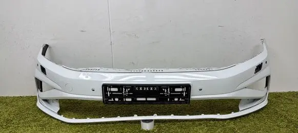 Volkswagen Golf Sportsvan Front bumper 510807221M