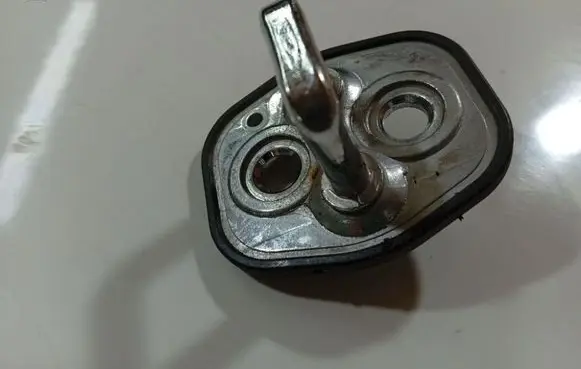 Peugeot 407 Front door lock loop/hook striker 