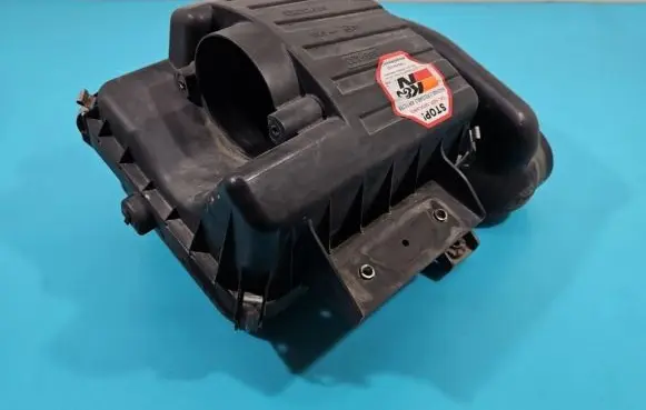 Suzuki Grand Vitara I Air filter box IMPRK1380902