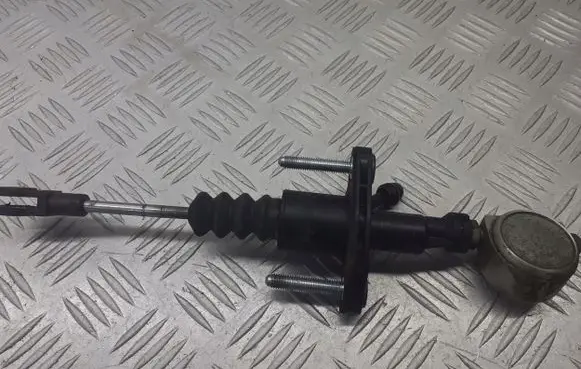Opel Astra H Clutch slave cylinder 90523769