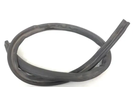 Volkswagen Cross Polo Engine compartment rubber 6R0823723B
