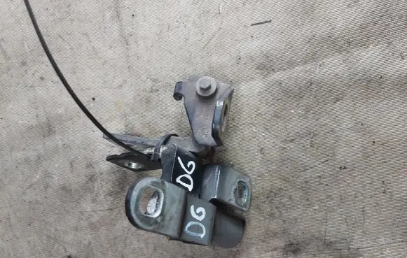 Rear door hinge set