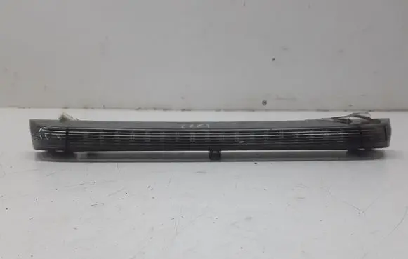 Mitsubishi Grandis Third/center stoplight P3505