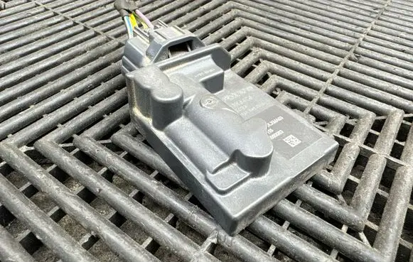 Volvo XC90 Fuel injection pump control unit/module 31355909