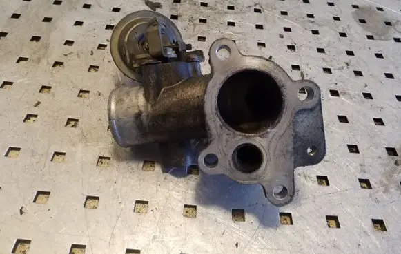 Toyota Yaris Other engine bay part
