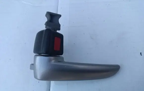 Mazda 3 I Rear door interior handle