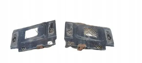 Volvo V70 Radiator mount bracket 9169274