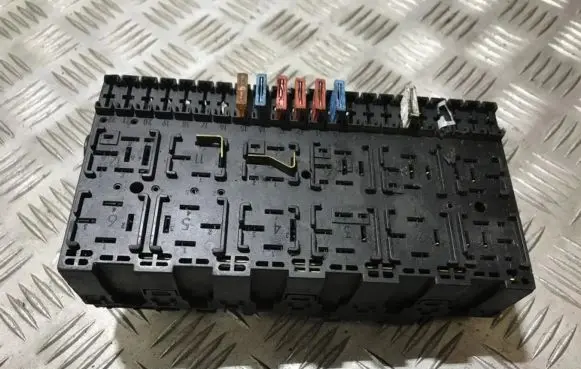 Ford Galaxy Fuse box set 7m0937025d 95vw14a073dc