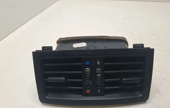 BMW 5 E60 E61 Dashboard side air vent grill/cover trim 14121810 6932023 6932024