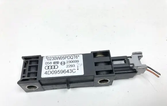 Audi A8 S8 D2 4D Airbag deployment crash/impact sensor 4D0959643C