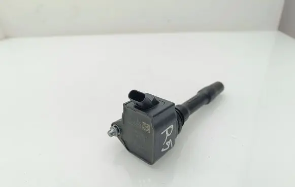 BMW Z4 g29 High voltage ignition coil 8643360 236220221 77850002