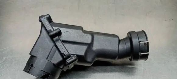 Intake resonator