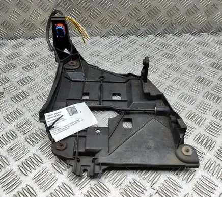 Porsche Boxster 986 Headlight/headlamp mounting bracket 99663104200