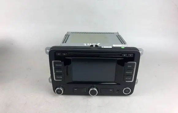 Volkswagen Tiguan Radio/CD/DVD/GPS head unit 3C8035279G
