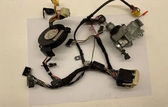 Cadillac SRX Ignition lock 12450257 2609780932p2360