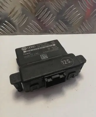Volkswagen PASSAT B6 Gateway control module 3C0907530E 3C0907951
