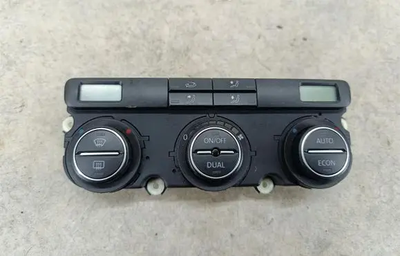 Volkswagen Touran I Climate control/heater control trim 74641470