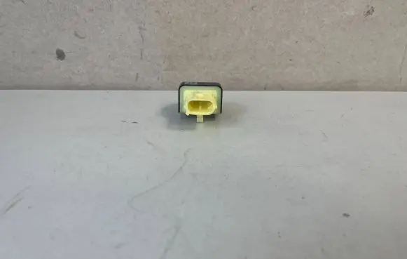 Lexus NX Airbag deployment crash/impact sensor 8983178020 526D61JD1