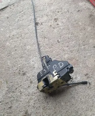 Renault Espace - Grand espace IV Front door lock