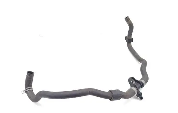 Volvo XC90 Engine coolant pipe/hose