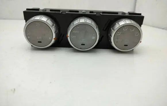 Subaru Forester SG Climate control unit 72311SA160 5037225170 DC12V78413