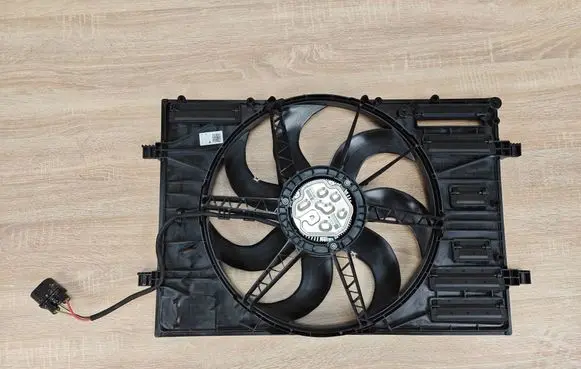 Audi Q3 F3 Electric radiator cooling fan 5Q0121203DE