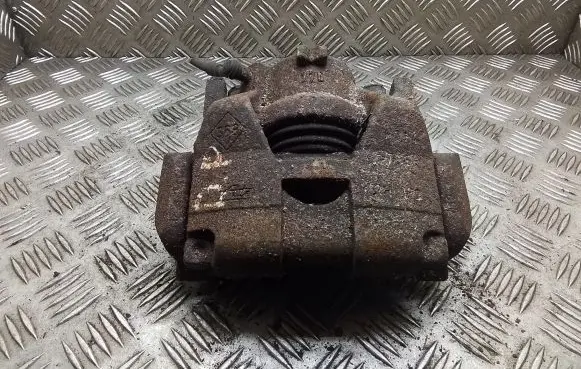 Renault Laguna III Front brake caliper