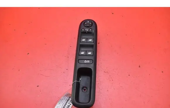 Peugeot 3008 I Electric window control switch 9665062ZD
