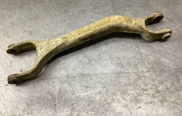 Volvo XC90 Rear upper control arm/wishbone 8630782