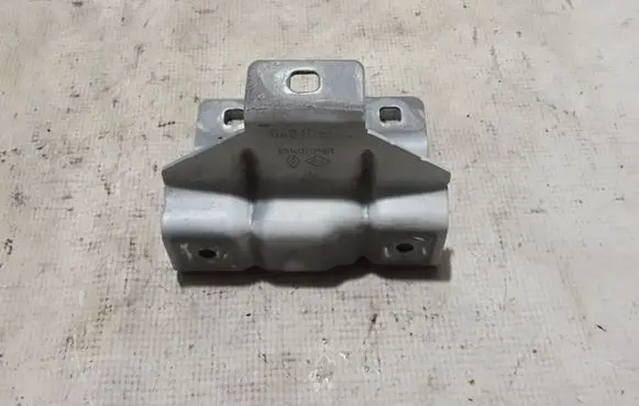 Dacia Sandero III Fender mounting bracket 651407058R