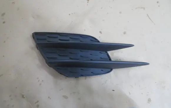 Front bumper lower grill