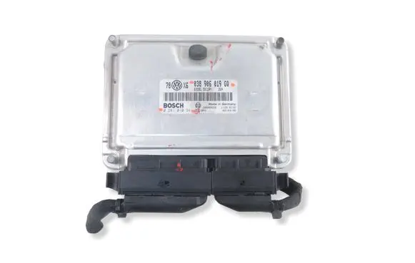 Volkswagen PASSAT B5.5 Engine control unit/module 038906019GQ 0281010941