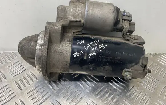 Audi A4 S4 B7 8E 8H Starter motor 03G911023A