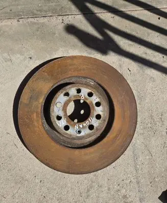 Volkswagen Tiguan Front brake disc