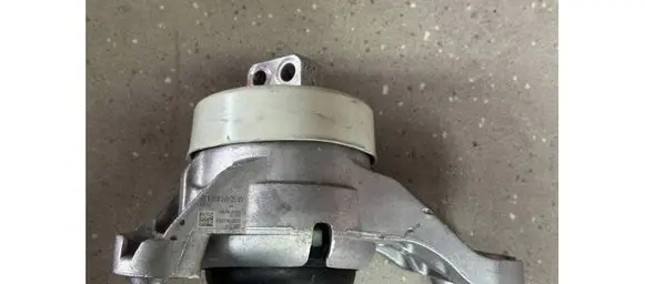 Mercedes-Benz GLC C254 Engine mount vacuum valve A2542403500