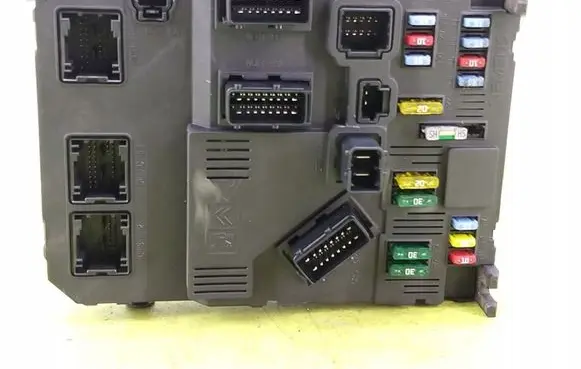 Peugeot 407 Comfort/convenience module 9655708380