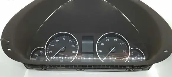 Mercedes-Benz C W203 Speedometer (instrument cluster) A2035407347