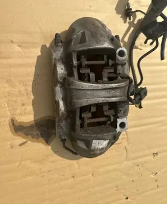 Alfa Romeo Stelvio Front brake caliper 20c29807
