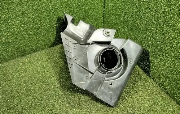 Renault Trafic III (X82) Air intake duct part 960155230R 93456932