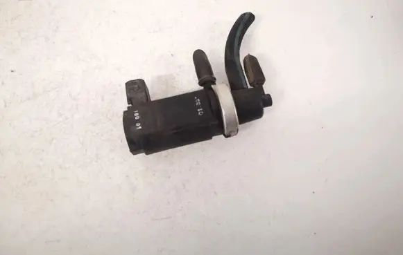 Audi A6 S6 C5 4B Turbo solenoid valve 059906627