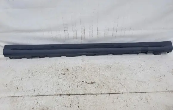 Mercedes-Benz S AMG W222 Front sill (body part) A2226981854
