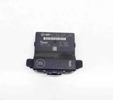 Volkswagen Golf V Gateway control module 1K0907530F 1K0907951