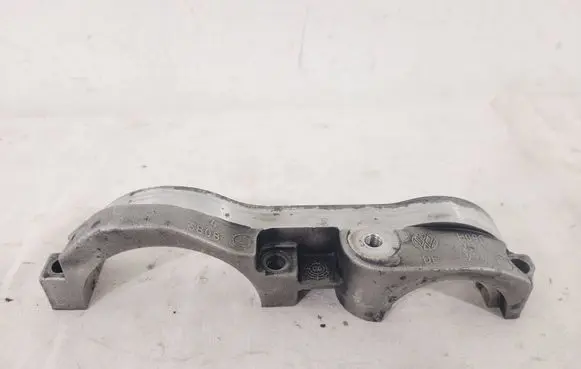 Volkswagen Transporter - Caravelle T5 other engine part H09GVDA226 46808