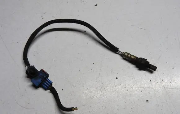 Peugeot 207 Lambda probe sensor V754896180