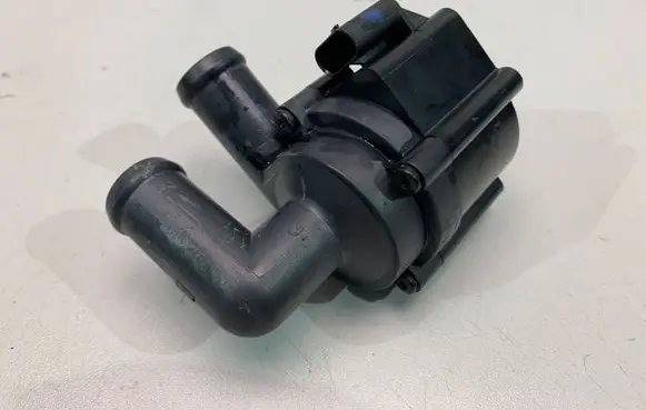 Volvo XC60 Electric auxiliary coolant/water pump 518705030