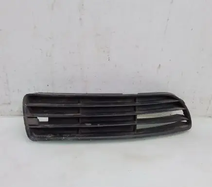 Audi A6 S6 C4 4A Front bumper lower grill